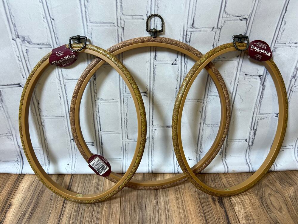 Flexi-Hoop Woodgrain Embroidery Hoops Lot of 3 10” Round 8x10 Oval NOS